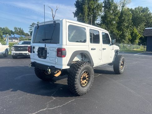 Used 2019 Jeep Wrangler Unlimited Rubicon AWD/4WD image 5