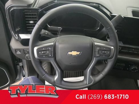 Used 2026 Chevrolet Silverado 1500 LT AWD/4WD image 27