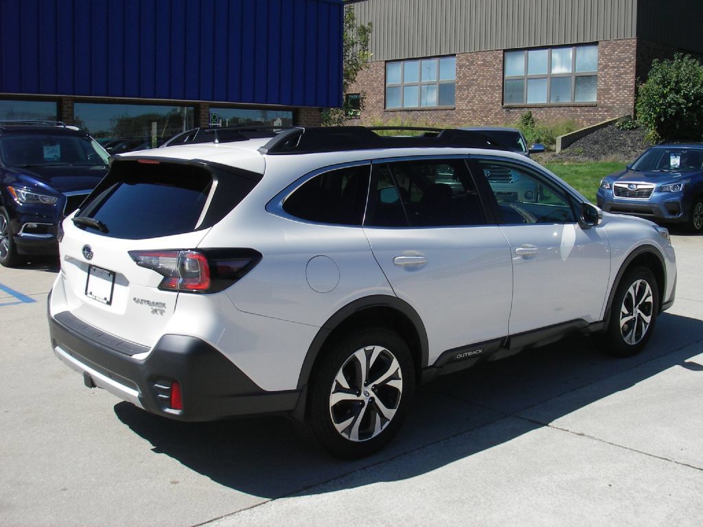 Used 2020 Subaru Outback Limited XT w/ Popular Package #2 AWD/4WD image 5