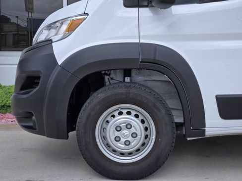 Used 2026 RAM ProMaster 2500 w/ Convenience Group FWD image 8