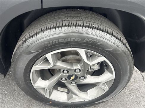 Certified 2024 Chevrolet Trax LT w/ Sunroof Package FWD image 31
