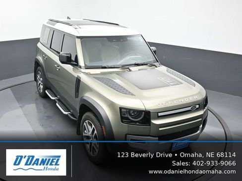 Used 2020 Land Rover Defender 110 HSE AWD/4WD image 20