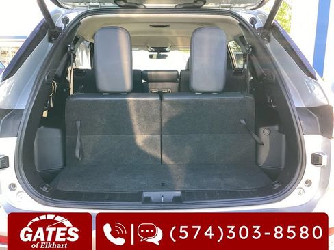 Used 2025 Mitsubishi Outlander SE AWD/4WD image 11