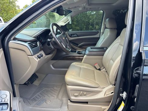 Used 2018 Chevrolet Tahoe LT w/ Luxury Package AWD/4WD image 15