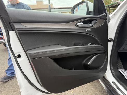 Used 2022 Alfa Romeo Stelvio Ti w/ Active Assist Plus Package image 27