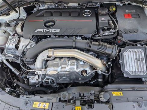 Used 2024 Mercedes-Benz GLA 35 AMG 4MATIC image 23