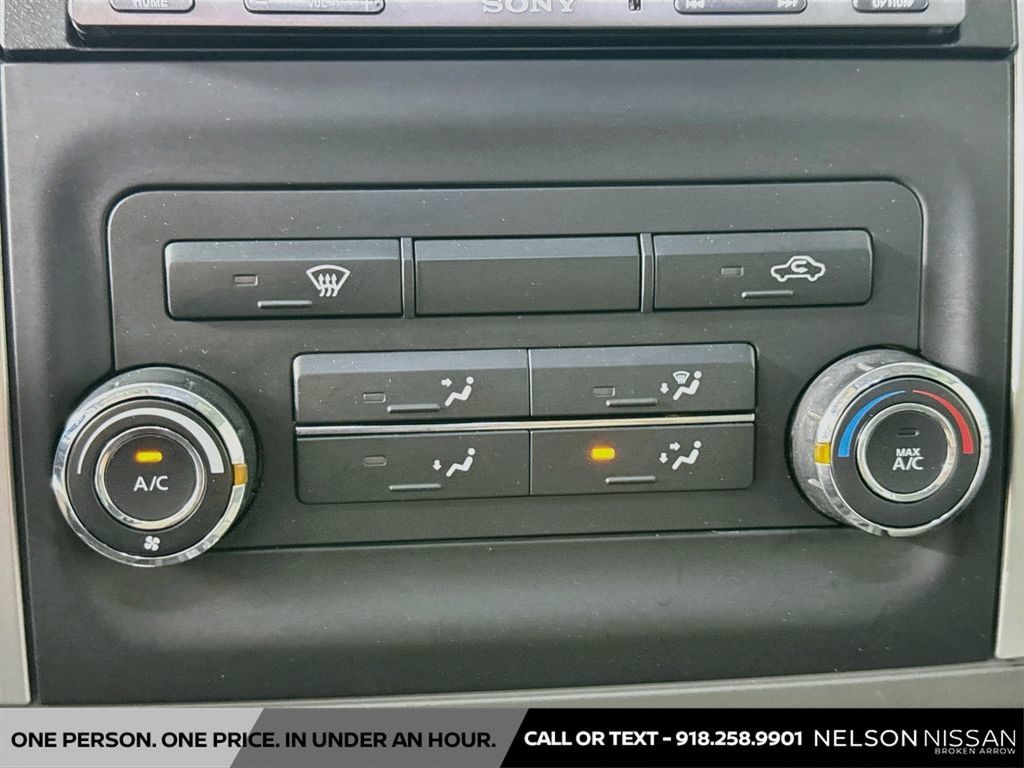 Used 2016 Nissan Frontier SV AWD/4WD image 15