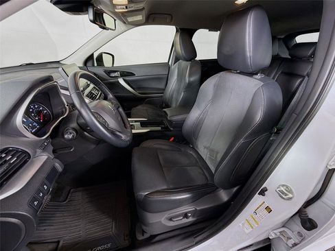 Used 2022 Mitsubishi Eclipse Cross SE image 11