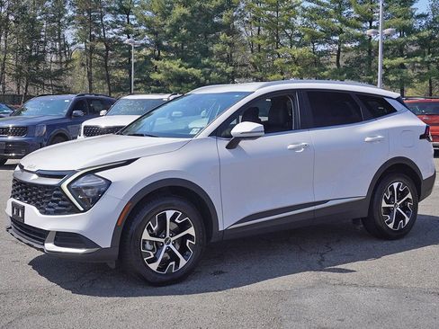 Used 2023 Kia Sportage EX image 7