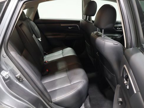 Used 2017 Nissan Altima 2.5 SL w/ 2.5 Technology Package image 22