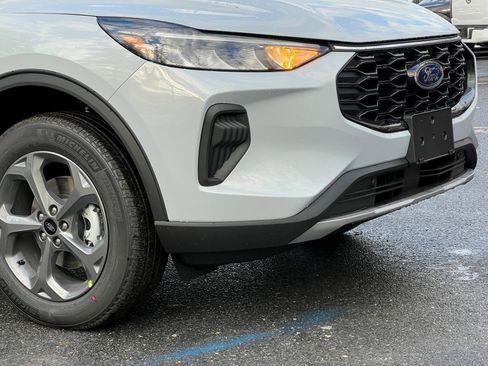 New 2026 Ford Escape ST-Line w/ Cold Weather Package image 2