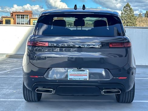 Used 2024 Land Rover Range Rover Sport Dynamic SE image 7