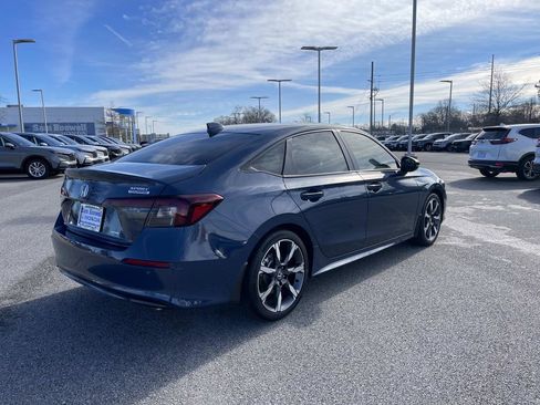 Used 2025 Honda Civic Sport image 3