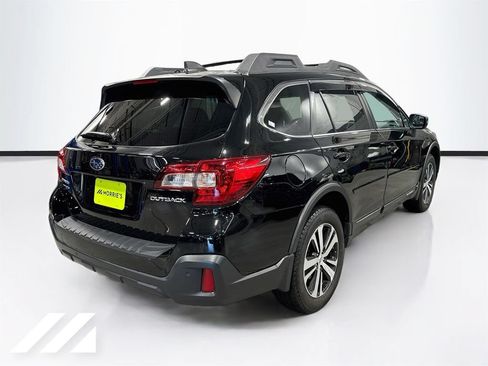 Used 2018 Subaru Outback 2.5i Limited AWD/4WD image 5