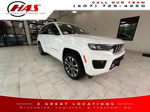 Used 2023 Jeep Grand Cherokee Overland AWD/4WD image 8