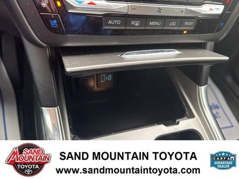 Used 2020 Ford Explorer Platinum image 23