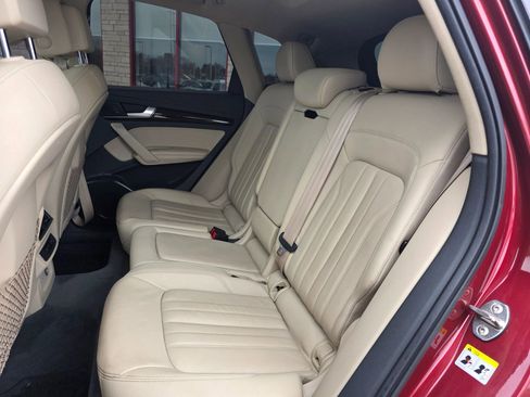 Used 2019 Audi Q5 2.0T Premium Plus w/ Premium Plus Package image 9