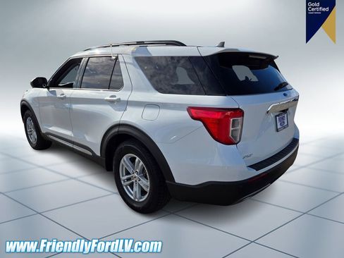 Certified 2021 Ford Explorer XLT w/ Equipment Group 202A image 4