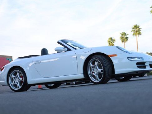 Used 2008 Porsche 911 Carrera S image 12