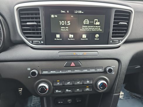 Used 2022 Kia Sportage Nightfall Edition image 20