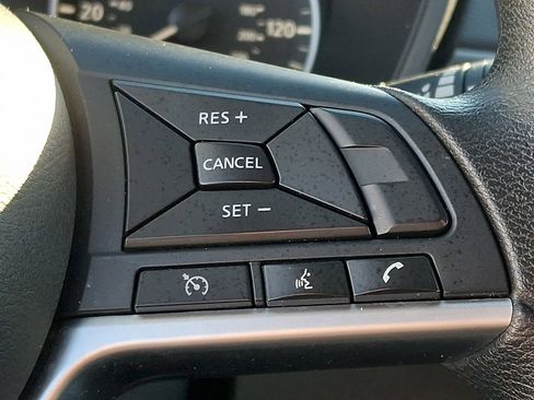 Used 2024 Nissan Altima 2.5 SV image 21