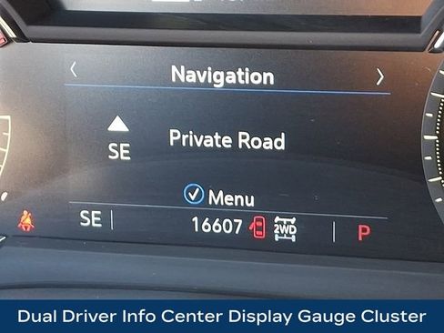 Used 2025 Cadillac XT5 Premium Luxury image 25