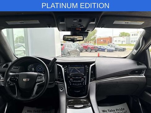 Used 2020 Cadillac Escalade Platinum AWD/4WD image 72
