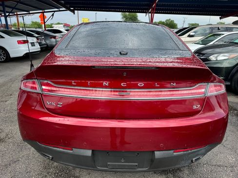 Used 2013 Lincoln MKZ image 20