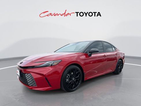 Certified 2026 Toyota Camry XLE image 1