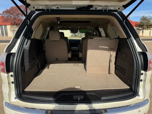 Used 2012 GMC Acadia Denali image 8