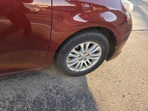 Used 2012 Toyota Sienna XLE image 12