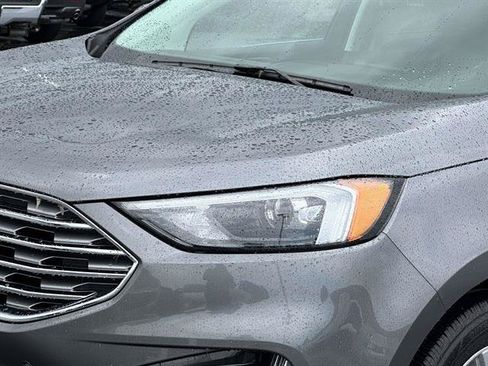 Used 2024 Ford Edge Titanium AWD/4WD image 7