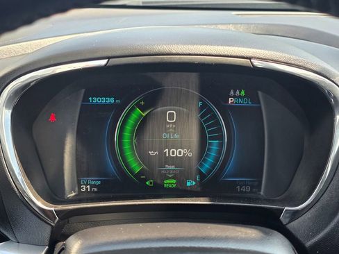 Used 2016 Chevrolet Volt Premier w/ Driver Confidence Package image 41