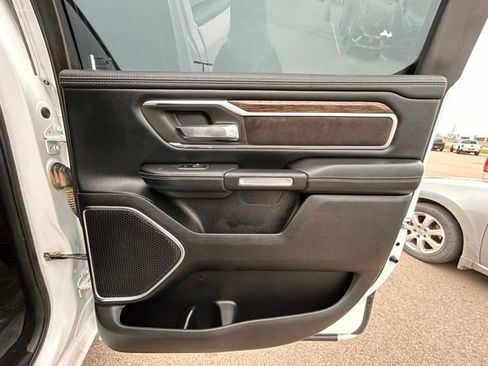 Used 2019 RAM 1500 Laramie AWD/4WD image 50