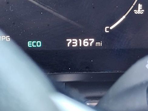 Used 2022 Kia Carnival SX Prestige image 35