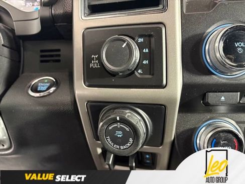 Used 2017 Ford F150 Lariat w/ Equipment Group 502A Luxury AWD/4WD image 22