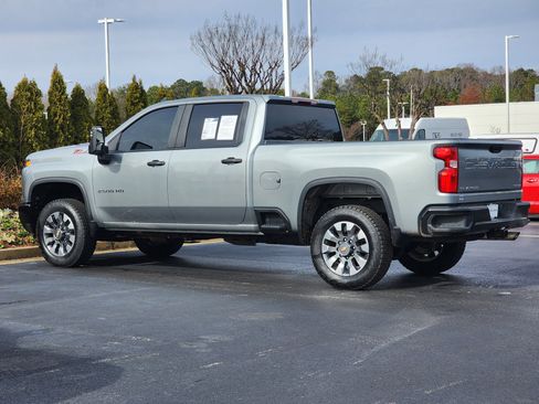 Used 2024 Chevrolet Silverado 2500 Custom w/ Custom Convenience Package image 10
