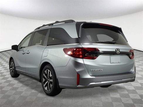 New 2026 Honda Odyssey EX-L image 4