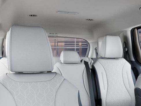 New 2026 Kia Carnival EX FWD image 27