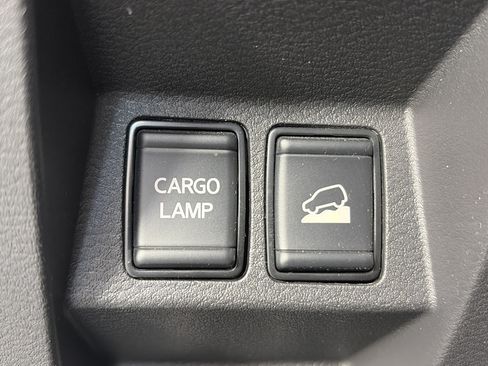 Used 2024 Nissan Frontier SL AWD/4WD image 33