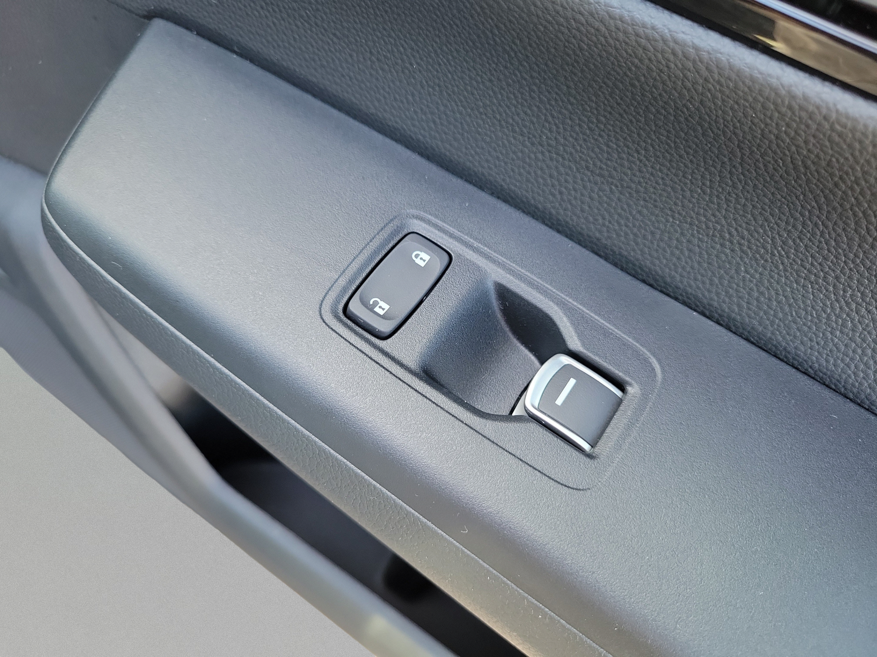 Used 2026 Honda CR-V Sport Touring image 22