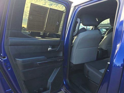 Certified 2024 Toyota Tacoma TRD Sport image 18