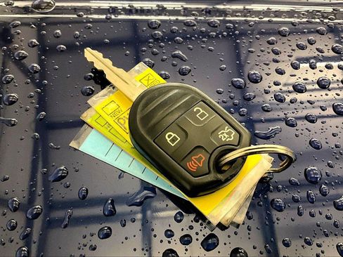 Used 2012 Ford Mustang GT Premium w/ Brembo Brake Pkg image 10