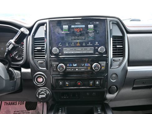 Used 2022 Nissan Titan PRO-4X w/ Pro-4x Convenience Package AWD/4WD image 19