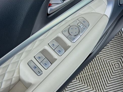 Certified 2025 Genesis G70 3.3T Advanced w/ Sport Prestige Package image 20