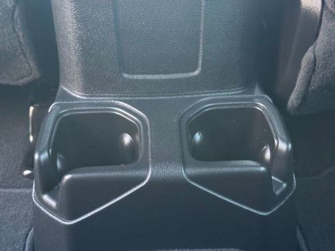 Used 2019 Jeep Wrangler Unlimited Sport image 21