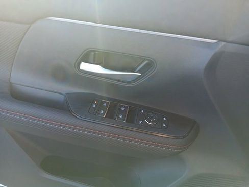 New 2026 Nissan Kicks SR image 15