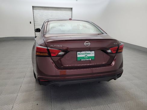 Used 2024 Nissan Altima 2.5 SV FWD image 6