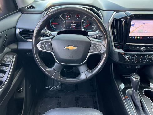 Used 2020 Chevrolet Traverse Premier FWD image 16