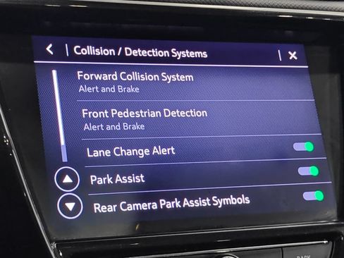 Used 2021 Chevrolet TrailBlazer LT w/ Sun and Liftgate Package FWD image 41